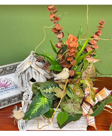 Fall In The Garden Planter Planter  in Brenham, TX | Sunny Day Blossoms Design Studio