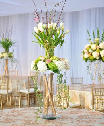 Uniquely Bold Centerpiece in Brenham, TX | Sunny Day Blossoms Design Studio